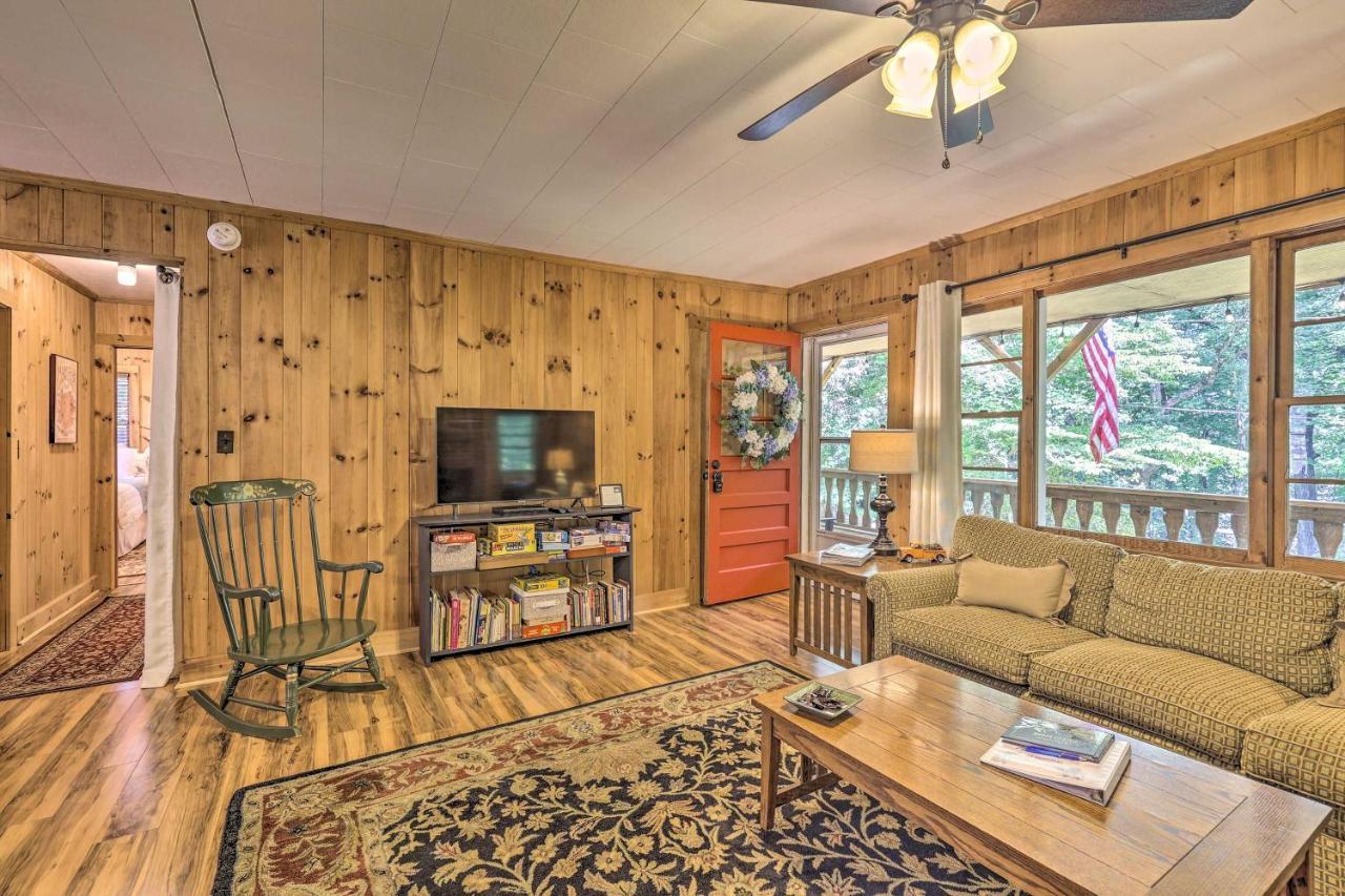 Peaceful Roaring Gap Retreat With Fire Pit And Patio! Villa Екстериор снимка