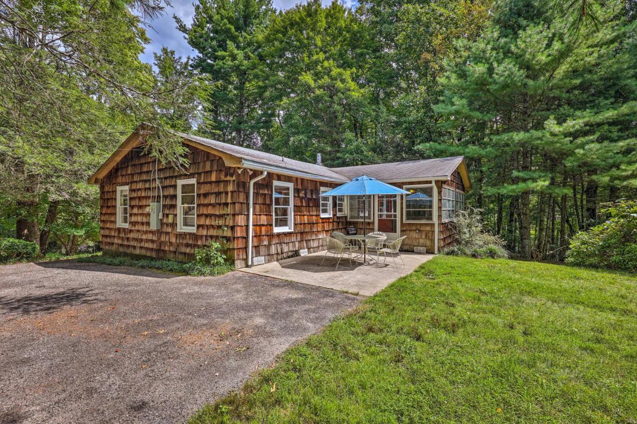 Peaceful Roaring Gap Retreat With Fire Pit And Patio! Villa Екстериор снимка