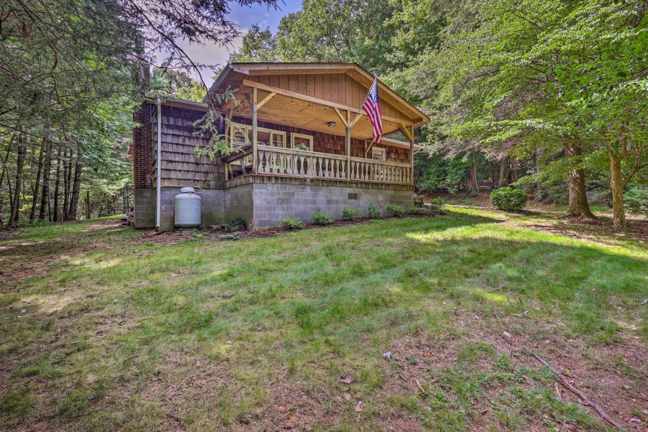 Peaceful Roaring Gap Retreat With Fire Pit And Patio! Villa Екстериор снимка